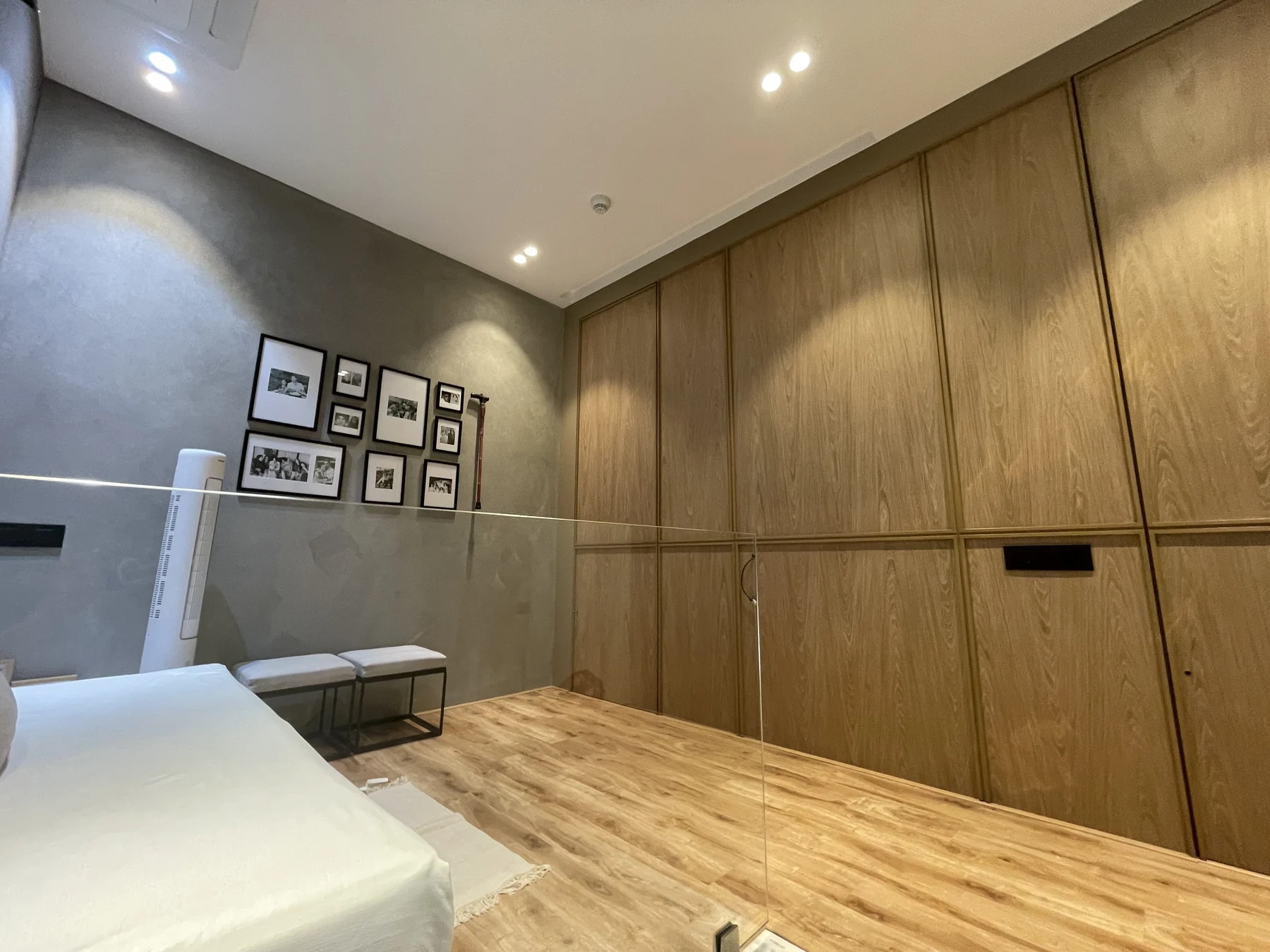Residential interior at Doshi’s House in Prabhadevi, view two
